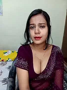 Snapshot of Miss-Riyasingh chatting on 12/20/25, 12:23 Miss-Riyasingh online show from 12/20/25, 12:23