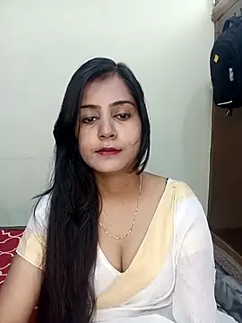 Snapshot of Miss-Riyasingh chatting on 04/19/26, 04:34 Miss-Riyasingh online show from 04/19/26, 04:34