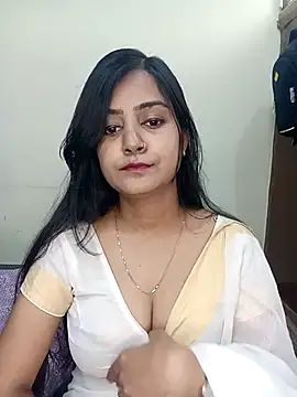 Snapshot of Miss-Riyasingh chatting on 04/26/26, 05:27 Miss-Riyasingh online show from 04/26/26, 05:27