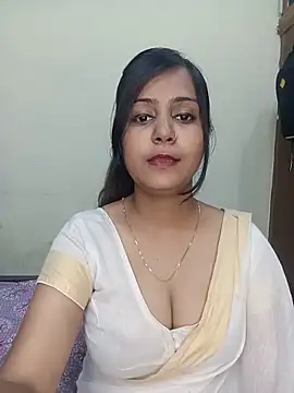 Snapshot of Miss-Riyasingh chatting on 06/14/26, 05:26 Miss-Riyasingh online show from 06/14/26, 05:26