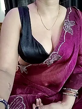 kaamuk shweta online show from 06/17/26, 04:04