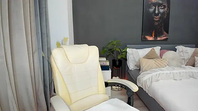 Sonia  Rey online show from 02/27/26, 07:03