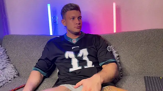 Adam misti online show from 01/22/25, 01:21