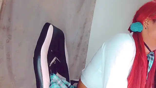 Oriana braom online show from 03/04/25, 01:34