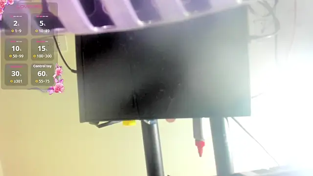 Oriana braom online show from 10/11/25, 07:23