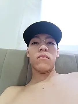 CRYBYT9 online show from 09/15/25, 05:02