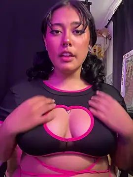 Snapshot of pawmistry chatting on 03/02/25, 06:40 pawmistry online show from 03/02/25, 06:40