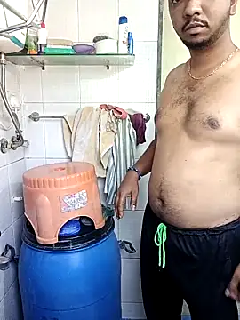 Mmm992170 online show from 04/15/26, 06:42