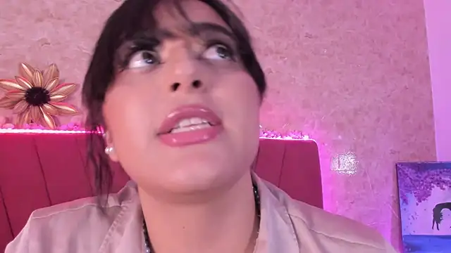 LorenaStevens online show from 02/04/25, 09:07