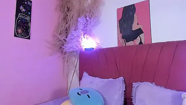 LorenaStevens online show from 04/16/26, 12:39