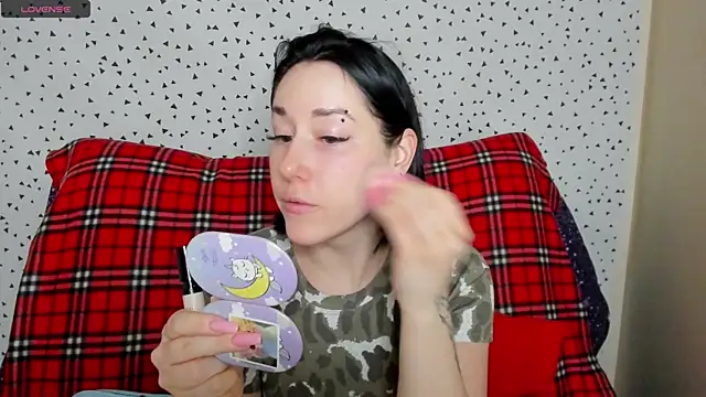 adell berry online show from 02/13/25, 01:29