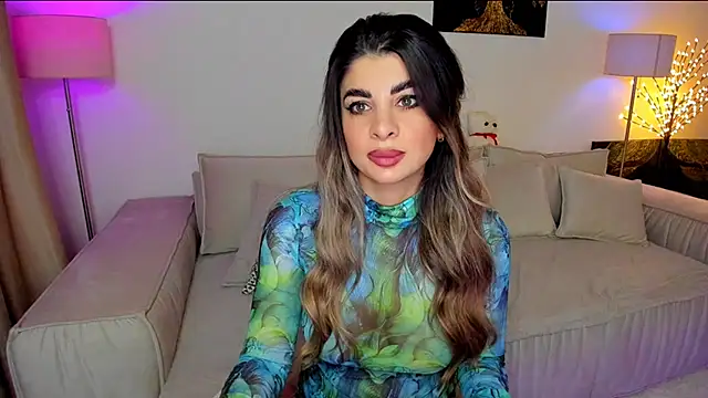 Snapshot of Queenofyouredreams chatting on 01/29/25, 01:27 Queenofyouredreams online show from 01/29/25, 01:27