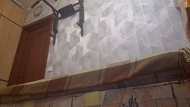 Snapshot of EstrellaWalters chatting on 10/15/25, 07:41 EstrellaWalters online show from 10/15/25, 07:41