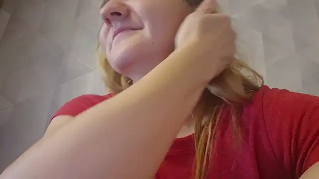 Snapshot of EstrellaWalters chatting on 11/02/25, 06:16 EstrellaWalters online show from 11/02/25, 06:16