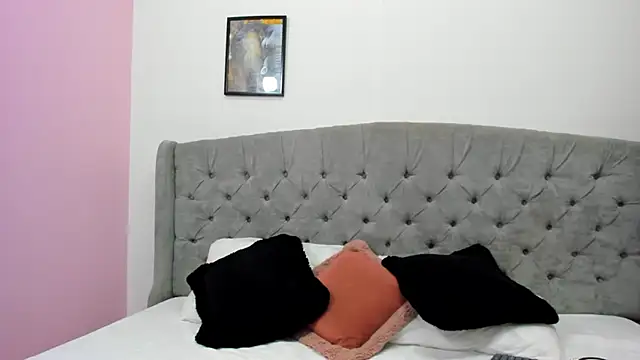 Valesskahall online show from 12/26/24, 12:16