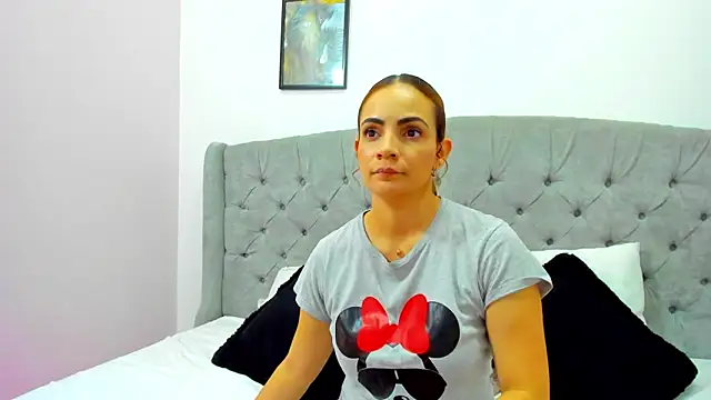 Valesskahall online show from 12/30/24, 12:09