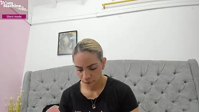 Valesskahall online show from 10/08/25, 12:03