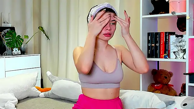 callmetori online show from 01/10/25, 08:07