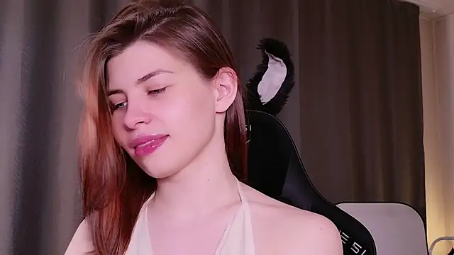 callmetori online show from 12/22/25, 06:54