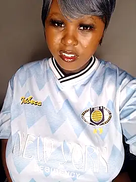 Dark Berry 26 online show from 04/21/26, 10:21