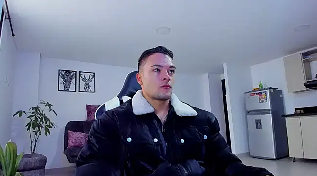 alexander collin02 online show from 01/08/25, 01:52