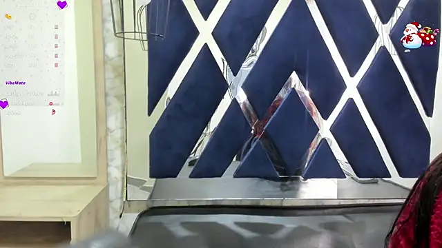  alaia collway  online show from 12/24/24, 12:00