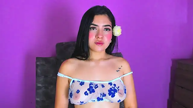 Snapshot of adara_johnson__ chatting on 01/30/25, 11:44 adara johnson online show from 01/30/25, 11:44