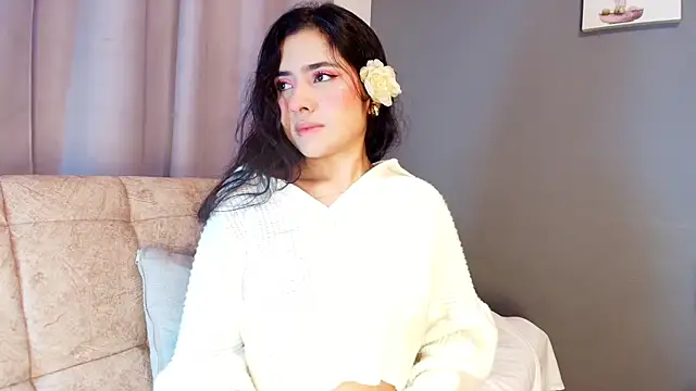 Snapshot of adara_johnson__ chatting on 09/18/25, 11:45 adara johnson online show from 09/18/25, 11:45