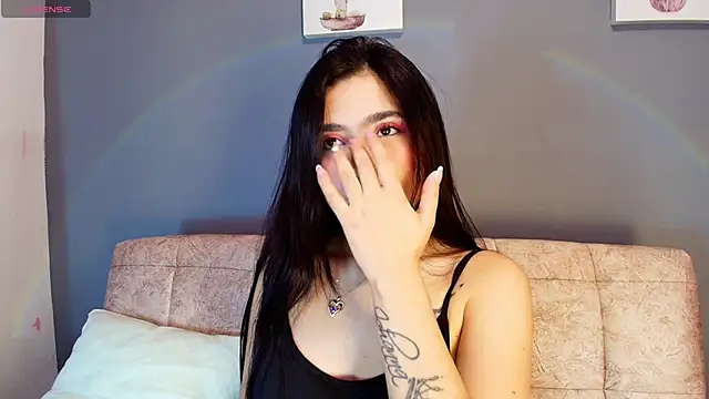 Snapshot of adara_johnson__ chatting on 09/28/25, 11:59 adara johnson online show from 09/28/25, 11:59