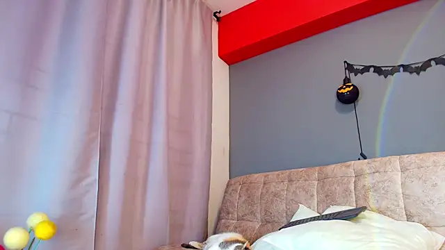 Snapshot of adara_johnson__ chatting on 10/01/25, 11:49 adara johnson online show from 10/01/25, 11:49