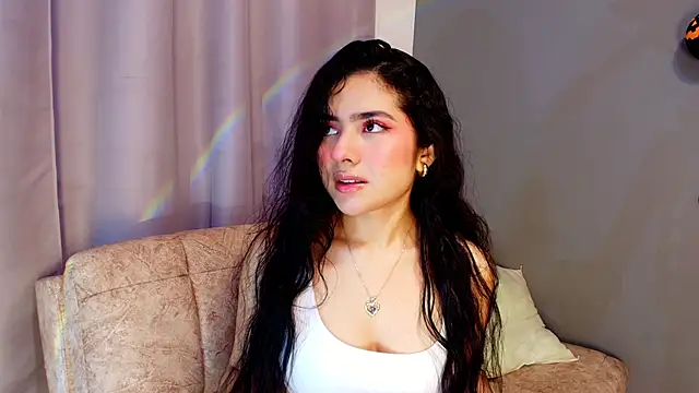 Snapshot of adara_johnson__ chatting on 10/07/25, 11:40 adara johnson online show from 10/07/25, 11:40