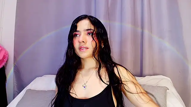 Snapshot of adara_johnson__ chatting on 10/23/25, 11:42 adara johnson online show from 10/23/25, 11:42