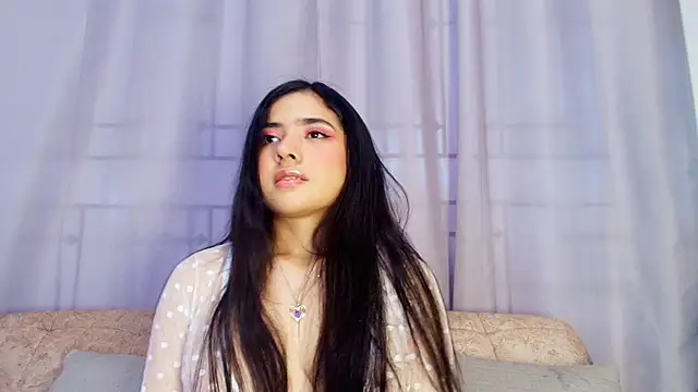 Snapshot of adara_johnson__ chatting on 10/29/25, 12:51 adara johnson online show from 10/29/25, 12:51