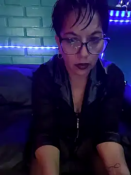 TRISH MILF online show from 12/08/24, 02:18