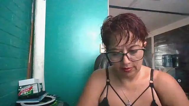 TRISH MILF online show from 12/15/24, 06:26