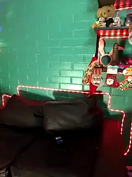 TRISH MILF online show from 12/18/24, 01:26