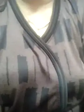 jiyahot1432 online show from 12/05/25, 11:08