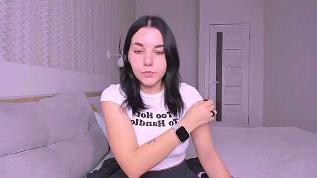 Kate Ree online show from 11/11/25, 10:04