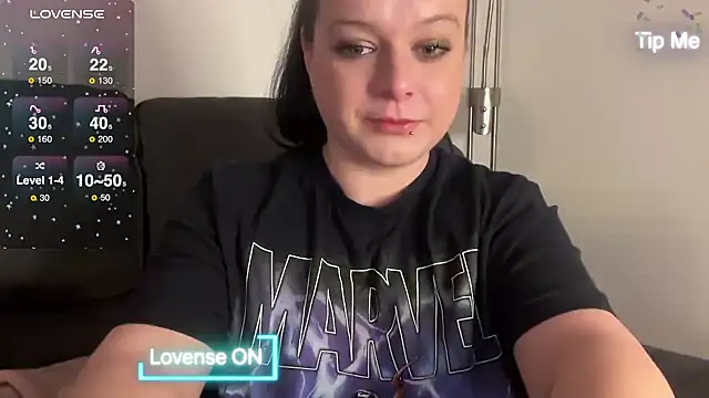 NaughtyWifeUK online show from 12/13/24, 01:15