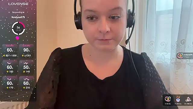 NaughtyWifeUK online show from 11/11/25, 11:54