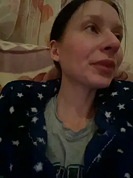 Snapshot of Starry_Siren chatting on 12/13/24, 04:05 Starry Siren online show from 12/13/24, 04:05