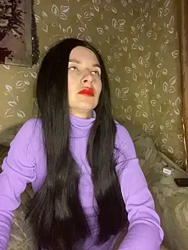 Snapshot of Starry_Siren chatting on 12/17/25, 06:36 Starry Siren online show from 12/17/25, 06:36