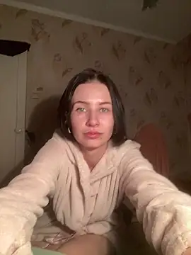 Snapshot of Starry_Siren chatting on 12/22/25, 04:37 Starry Siren online show from 12/22/25, 04:37