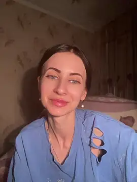 Starry Siren online show from 04/15/26, 03:52