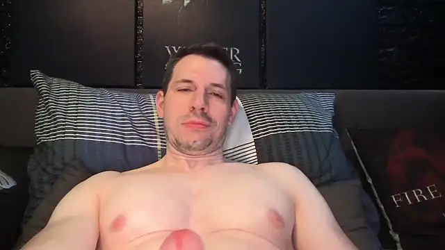 dreamwallker21 online show from 04/19/26, 08:46