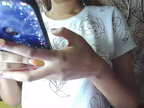 your Shanvi online show from 11/24/25, 08:52