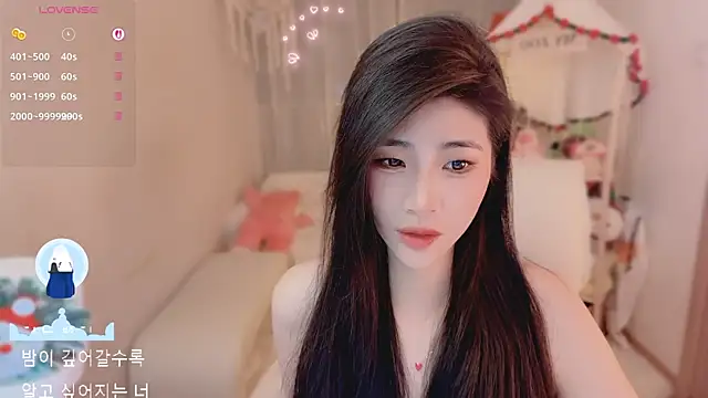 Vaidurya-Yolo online show from 04/23/26, 02:08