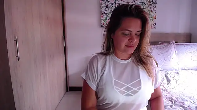 ParisW online show from 01/28/25, 08:26