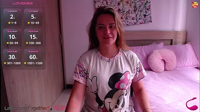 ParisW online show from 09/22/25, 12:40