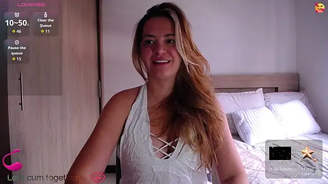 ParisW online show from 07/22/26, 04:32